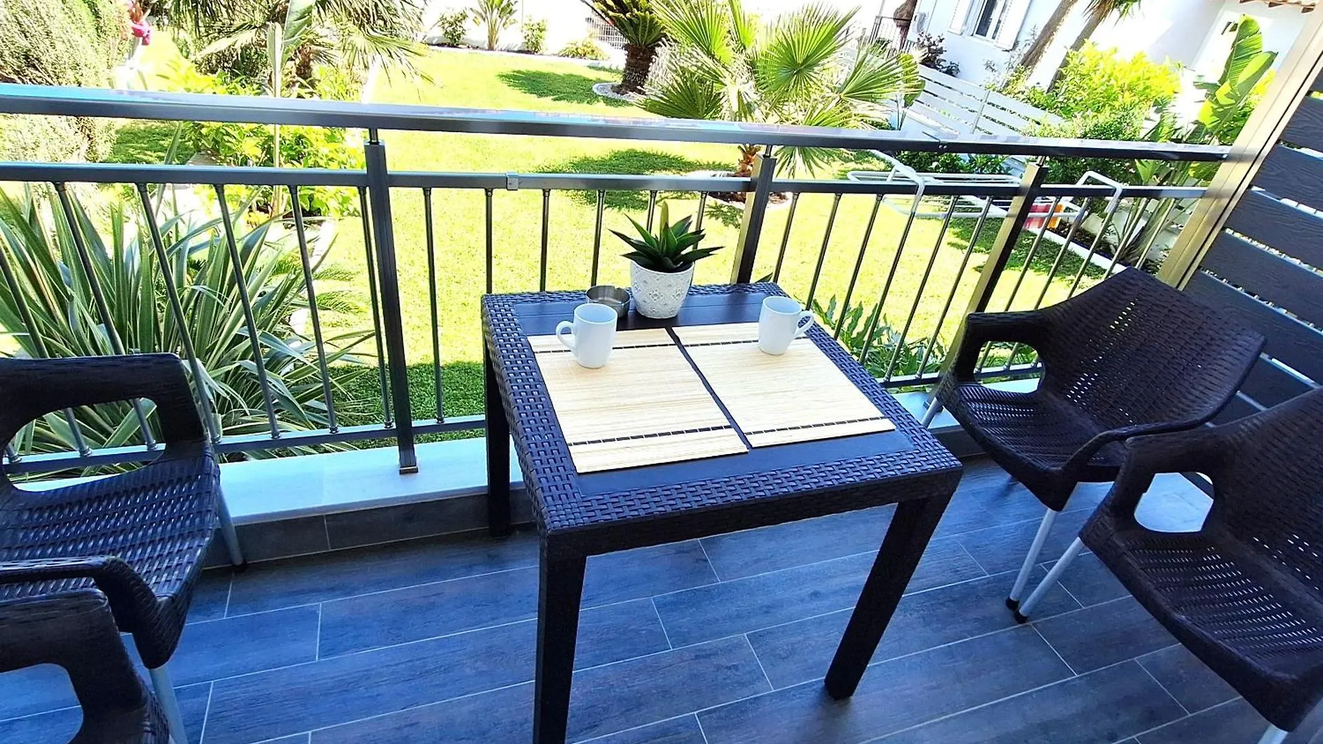 Villa Thalassa Apartments Pefkochori Lägenhetshotell